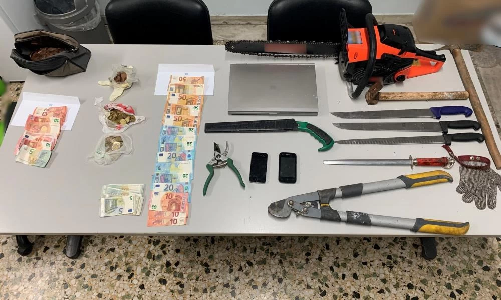 Καβάλα: Βούτηξαν αυτοκίνητο και ξεκίνησαν για "δουλειά" - Δεκάδες διαρρήξεις και στους γύρω Νομούς
